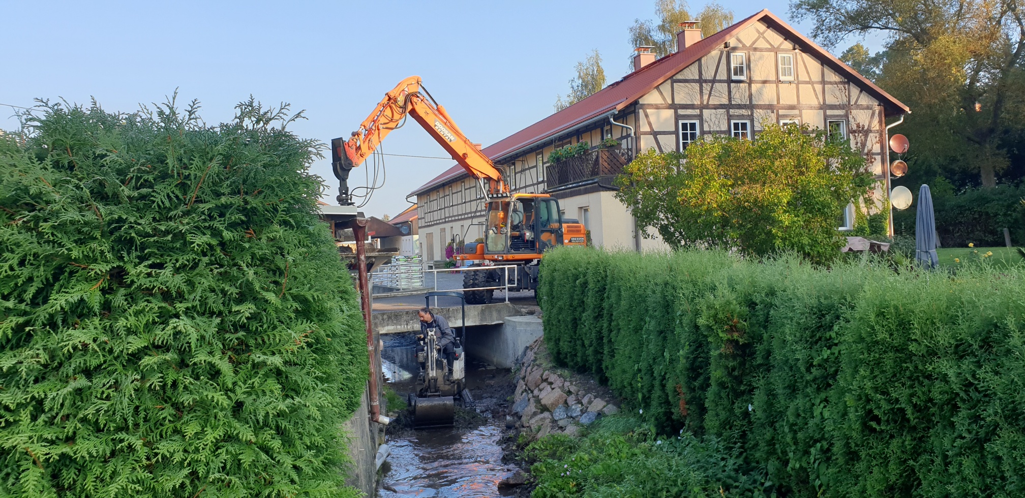 Sediementberäumung in Gewässern, in den Ortslagen der Gemeinde Klingenberg